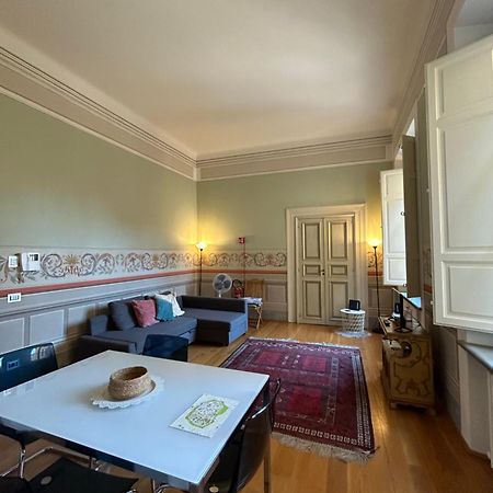Puccini'S Home, Elegant Apartment In Piazza Puccini Lukka Zewnętrze zdjęcie