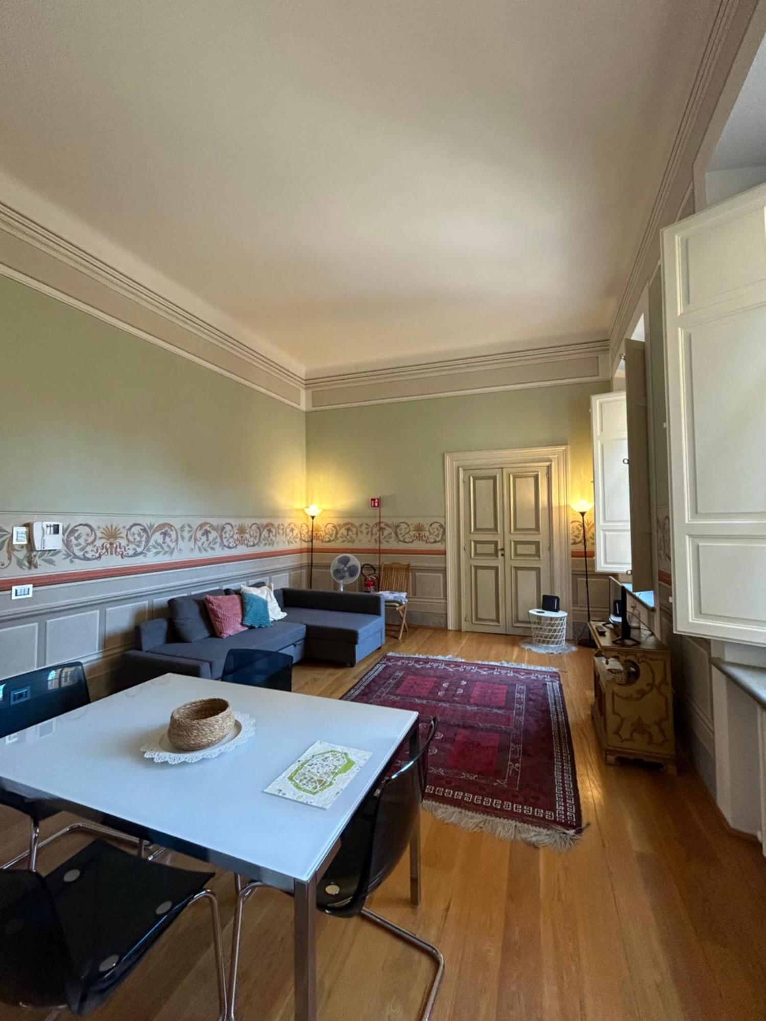 Puccini'S Home, Elegant Apartment In Piazza Puccini Lukka Zewnętrze zdjęcie